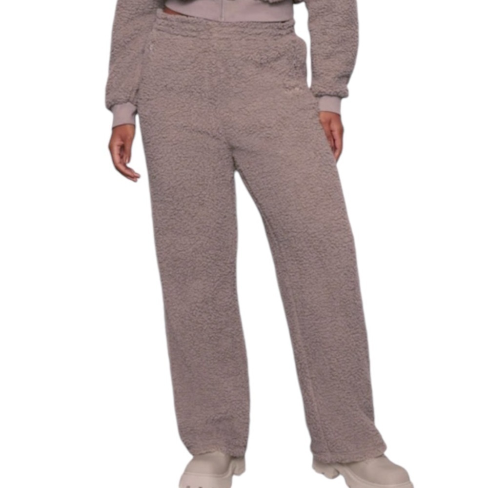 Skims Teddy High Pile Cozy Fleece Track Pant Medium